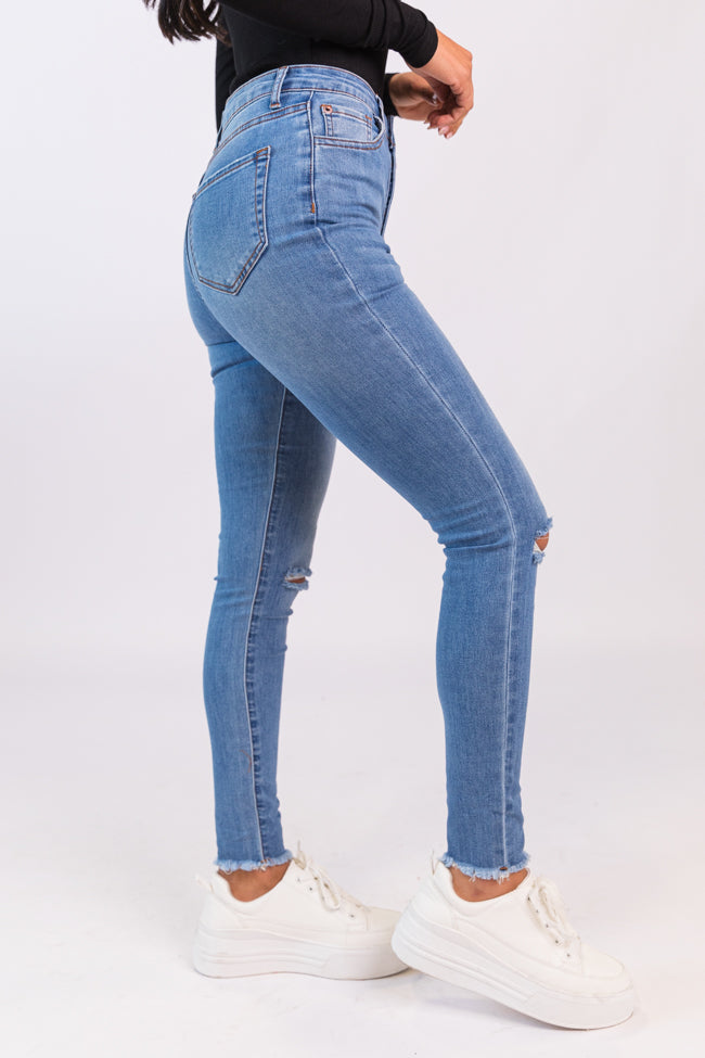 Chelsie Light Wash Busted Knee Jeans